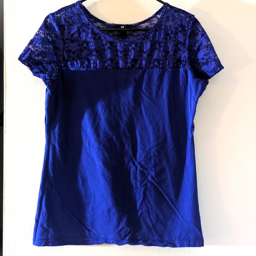 H&M Large Blue Short Sleeve Lace Shirt